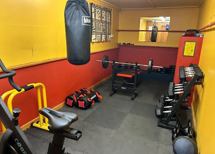 Global Village Travellers LodgeHostel